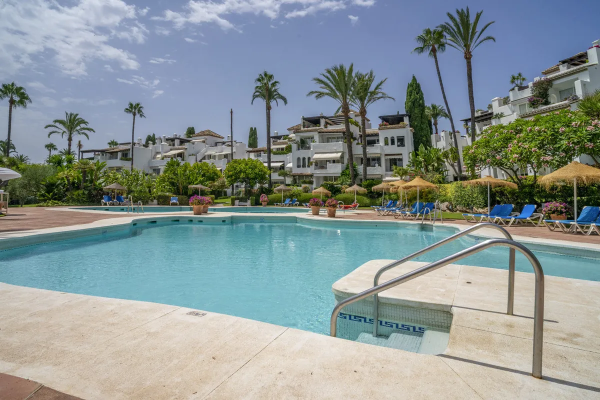 13aec79f-a168-4d78-9038-ff6d84adb673