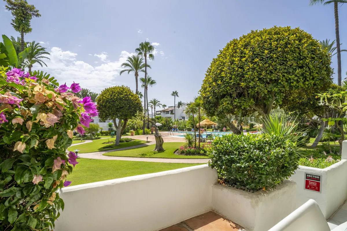 35ceec4d-d694-4781-aa30-c0cd0bf82647