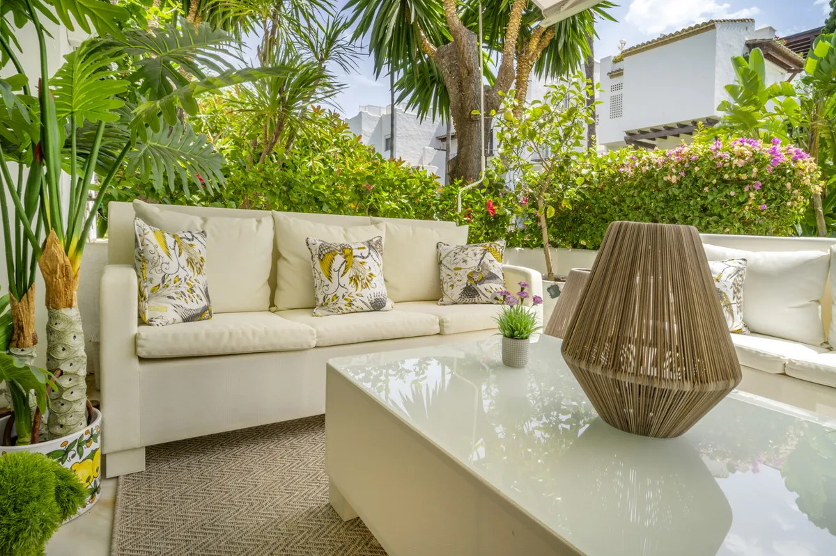 3ff6fa38-5f20-4e45-887e-ef4be5f17593