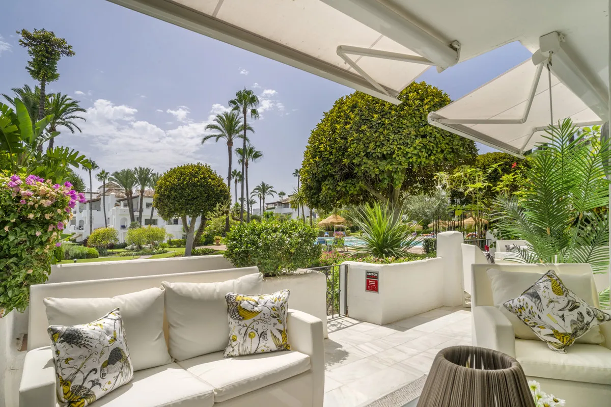 e29fe6e6-6ec9-4809-9b76-c6e09ad66991