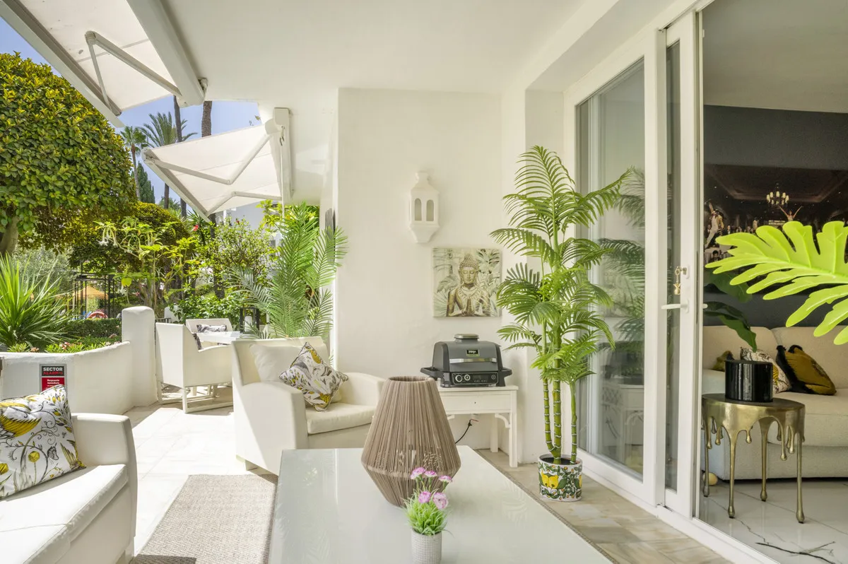 f1471692-7ab8-4b12-afda-142ba5f3bc63