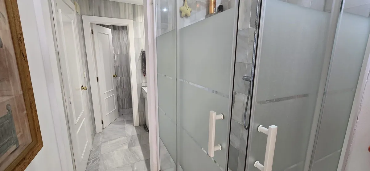 f0a5033d-f00e-4498-86bb-c10094f93c24