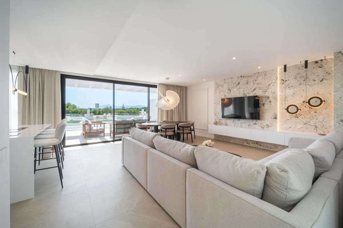 16d59661-0729-449e-bc1c-f5b1f8ca0e28