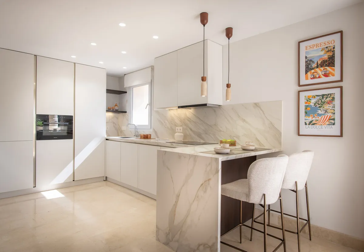 157dc8f2-9978-42d8-a12f-8a5700bde486