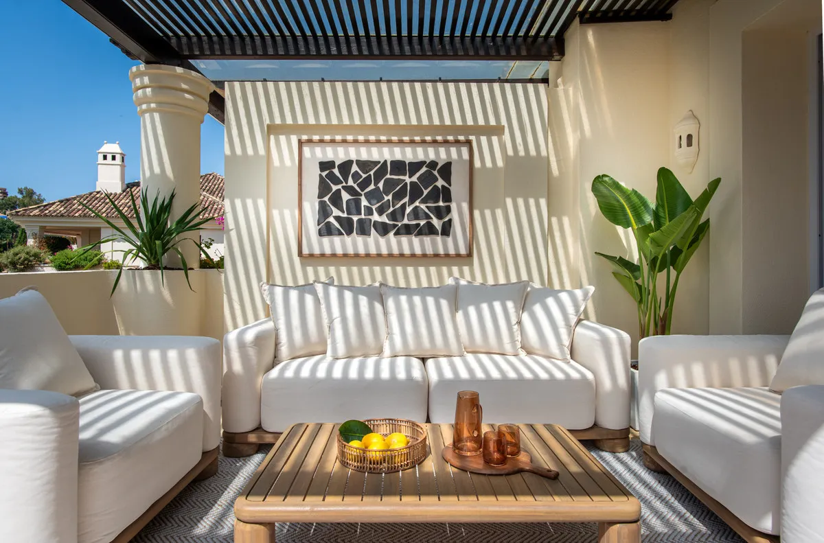 dac1bf49-037b-4f1e-8cd2-6e4313ab8a07