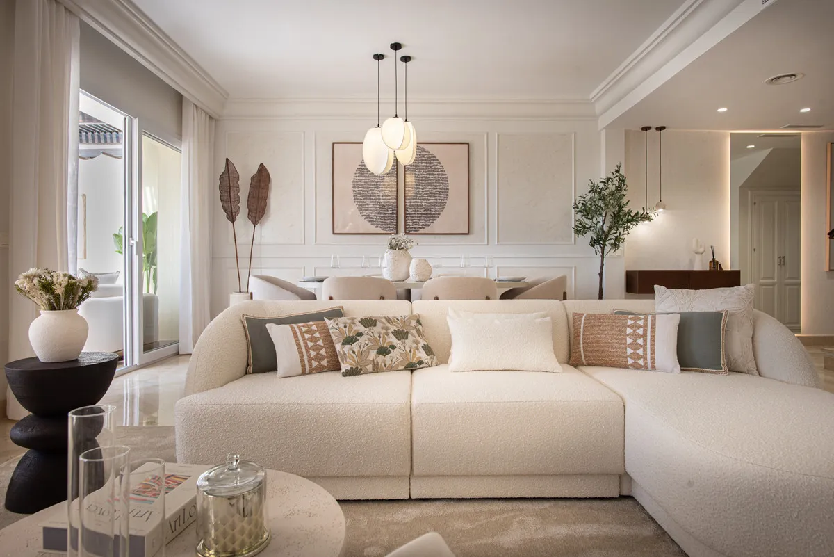 dff9aa0a-694d-493d-bbba-21e3ea3f7e6d