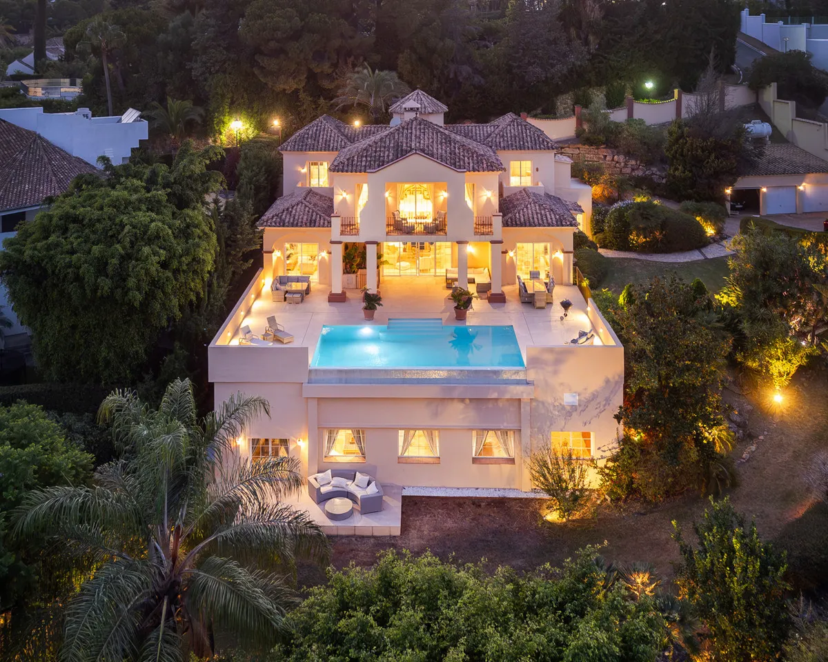 Villa Benahavís: Luxury Oasis on the Costa del Sol