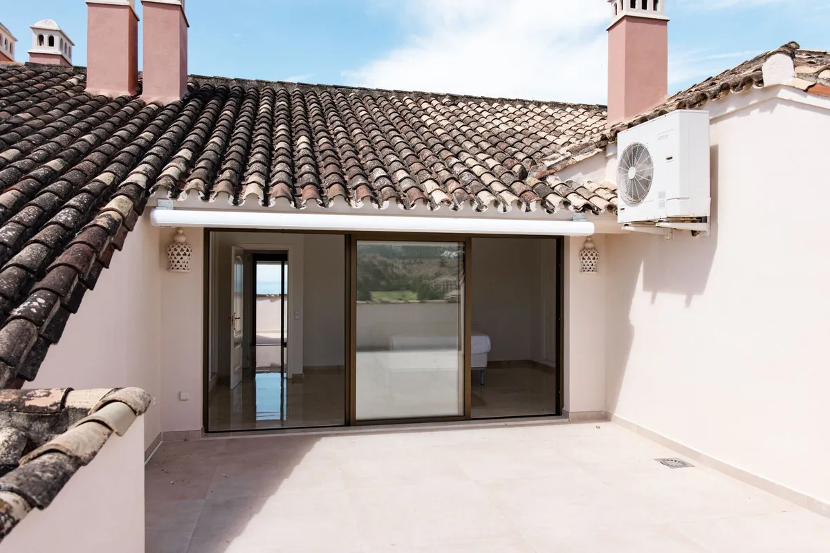 5f8f4e34-00a2-455c-81dd-71ae65a5d635