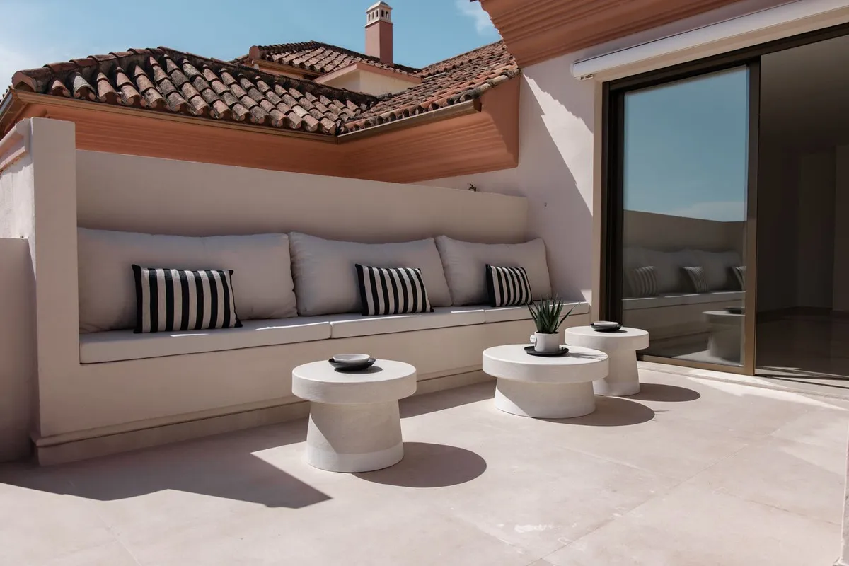 9269963e-edda-4fb9-bf70-671184d2b32f