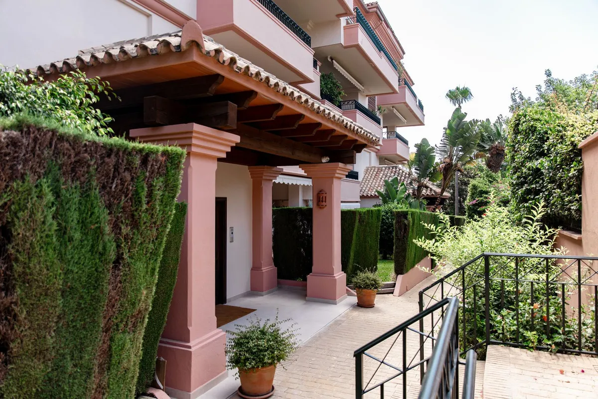 d0d99efc-1c9d-40f1-a190-deb93e918a26