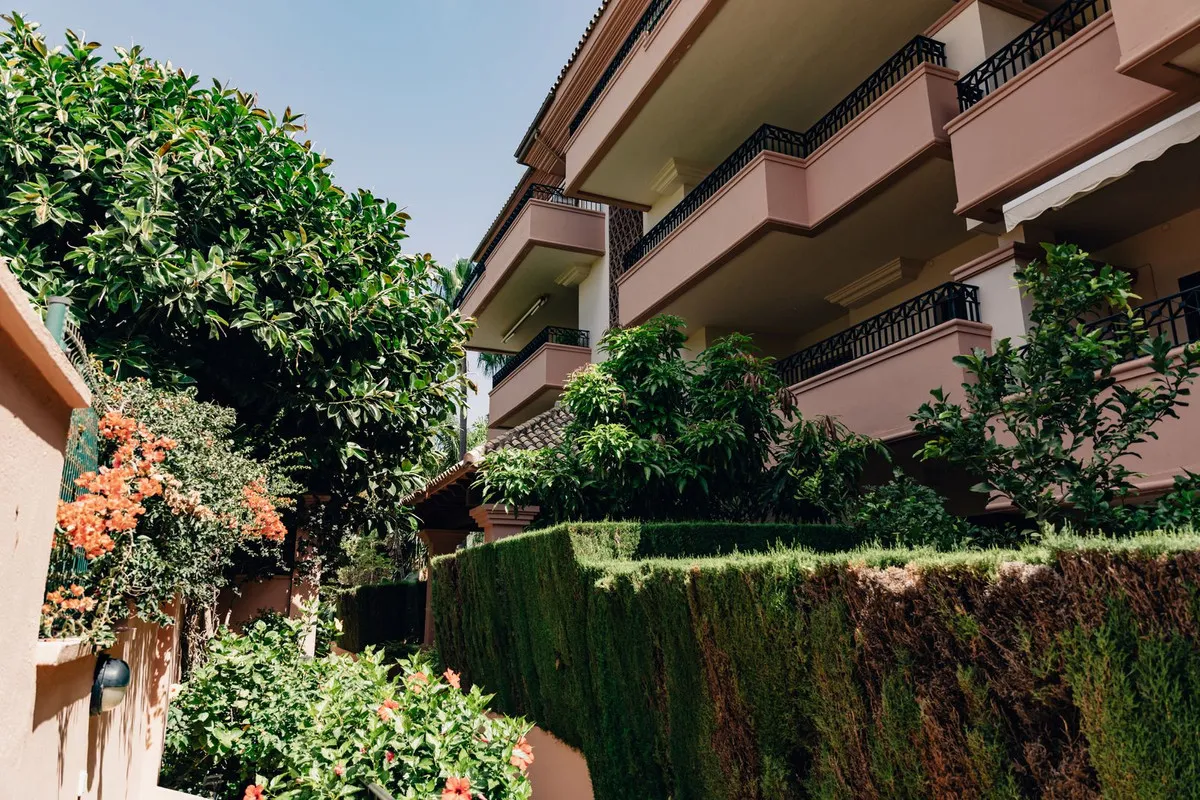 deda5d75-57b5-425c-99bb-2ff27d999cbd