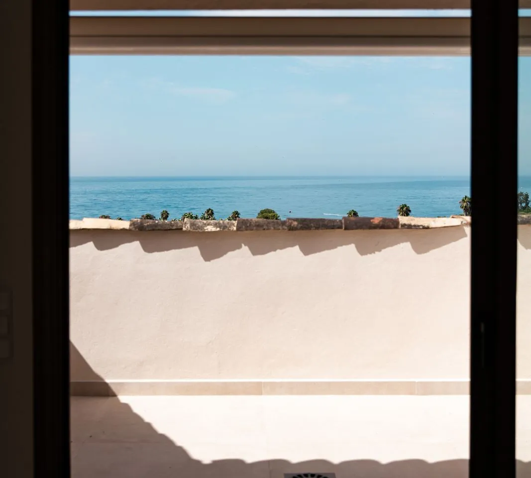 e863b7f6-5f63-458b-836e-9b1be0fceeb6