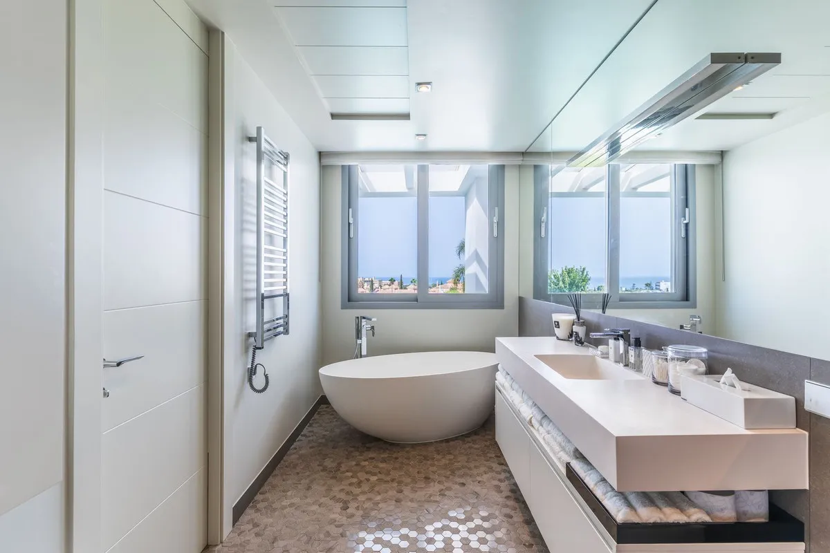 7faeb729-04d8-46cd-bd48-fc2f4eb56148