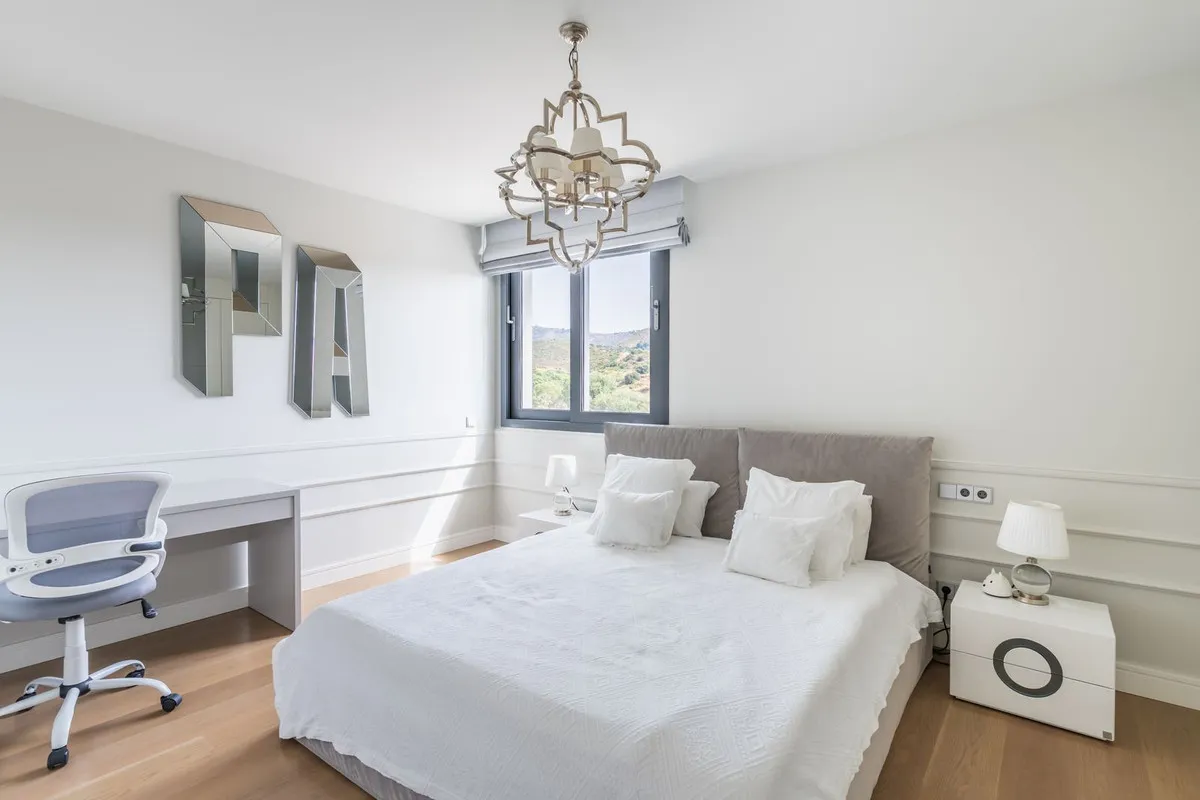 89cc2844-9c8e-4bbd-bd26-2e968eb4278a