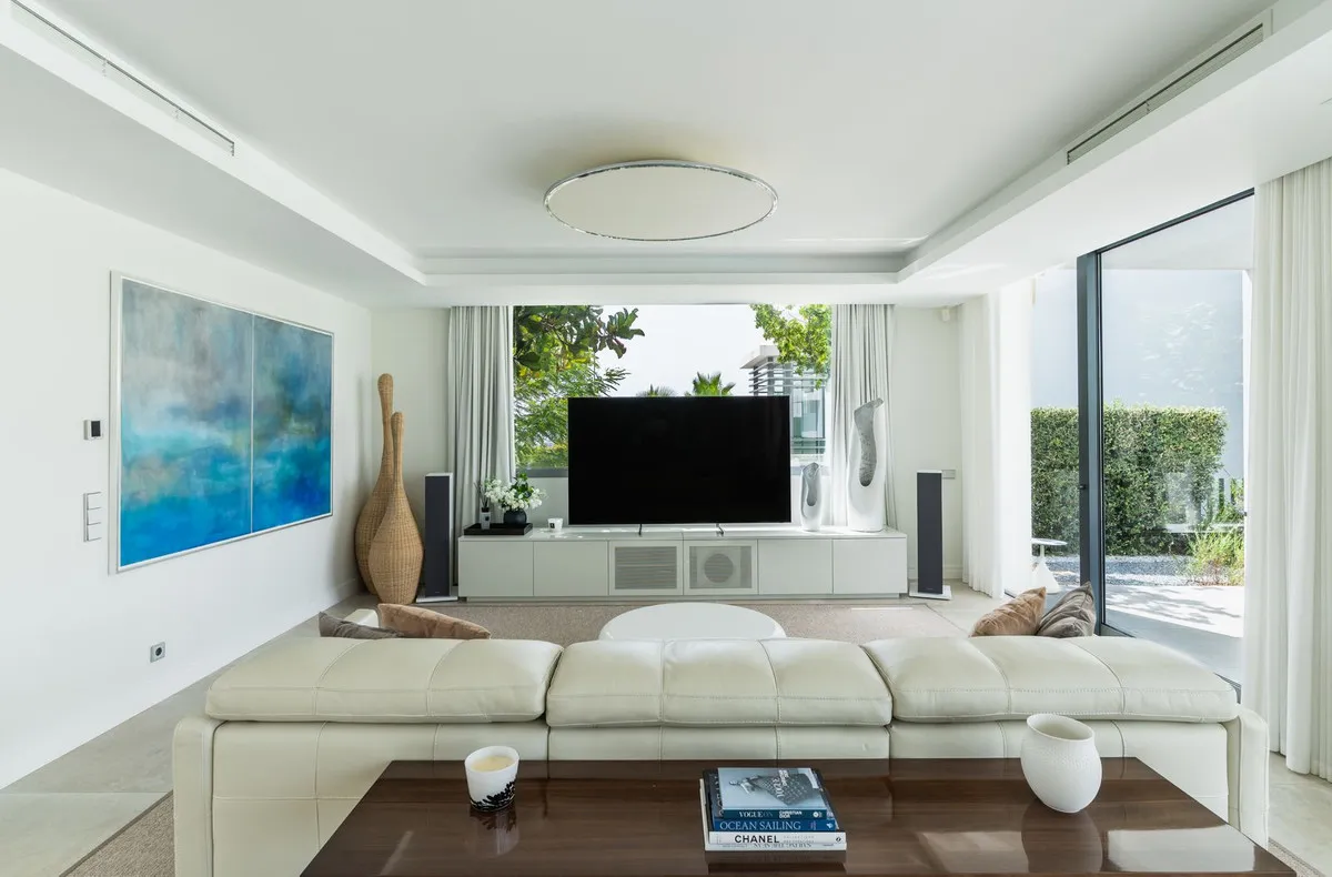 c0de1a46-9084-479a-88e9-3df8df370dfe