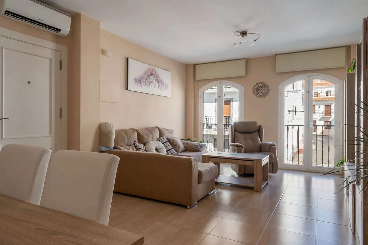 b4857ed8-637b-4bce-9037-b861aa4cf3ba