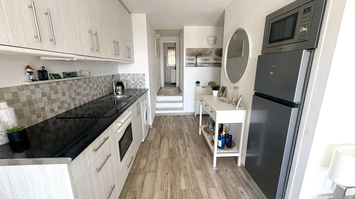 2123b426-d648-4841-b61f-11e78f7d8e6b