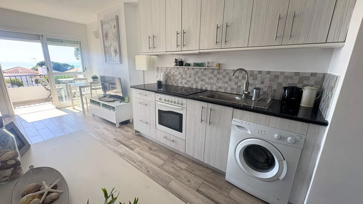 67db79cc-8f24-4a7c-a3ae-0134c8762e22