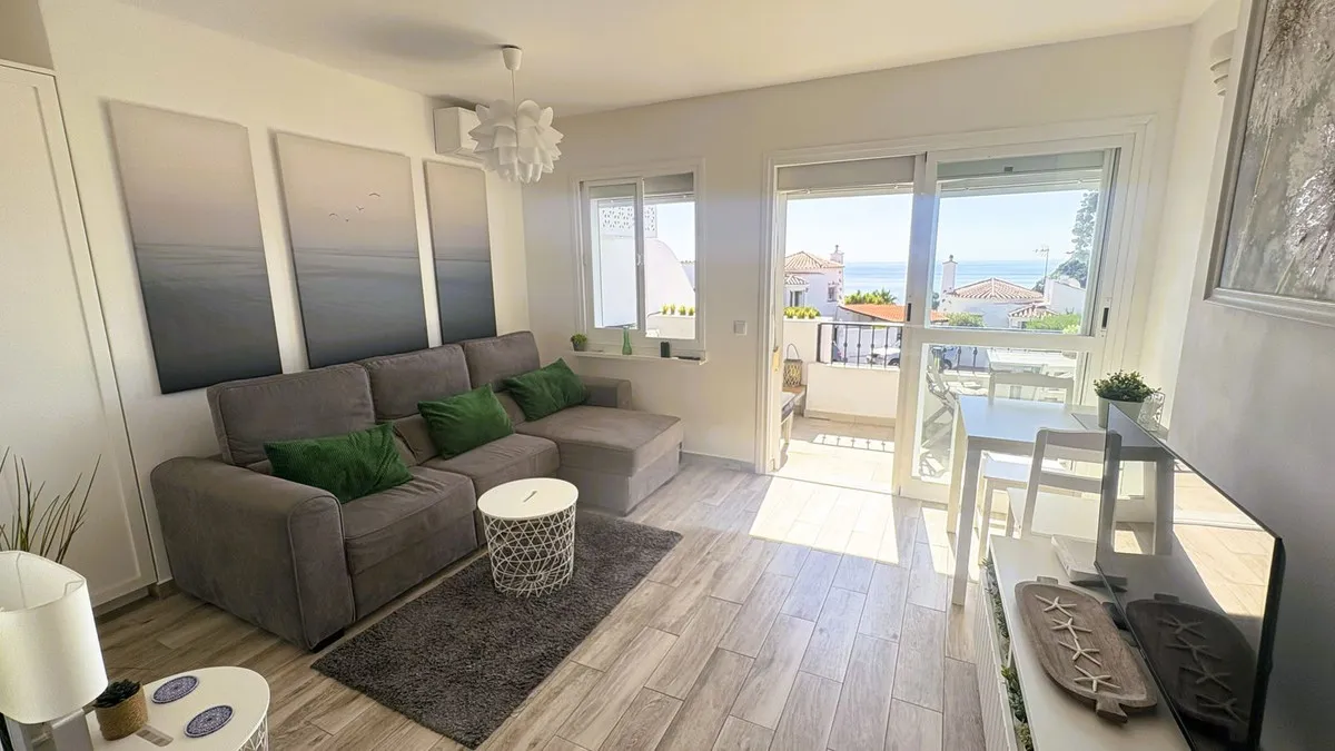 96978032-fc52-40e9-8c95-3cb62996a998