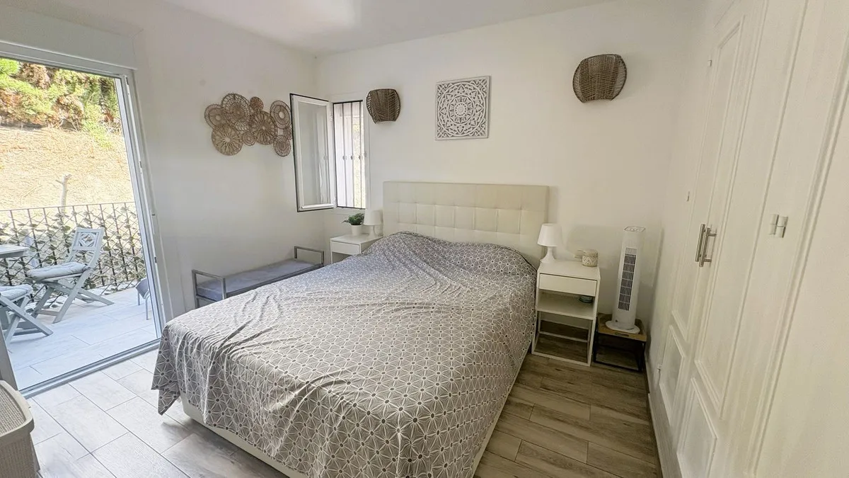 bec2e3cb-eec9-438b-afb1-80cf28f59315