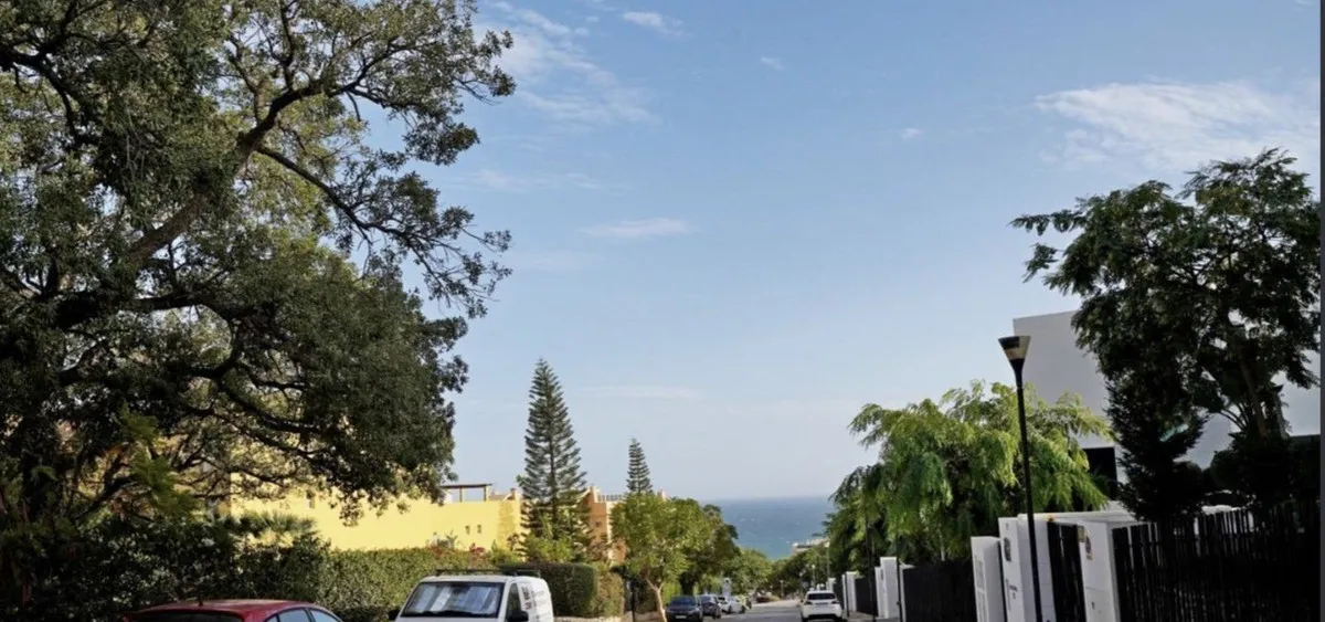 193c6f6a-21df-479f-a2ff-26b27909113d