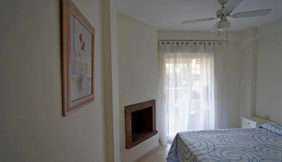 b8e9377d-4a1e-4312-b4a8-9b3bdfae1665