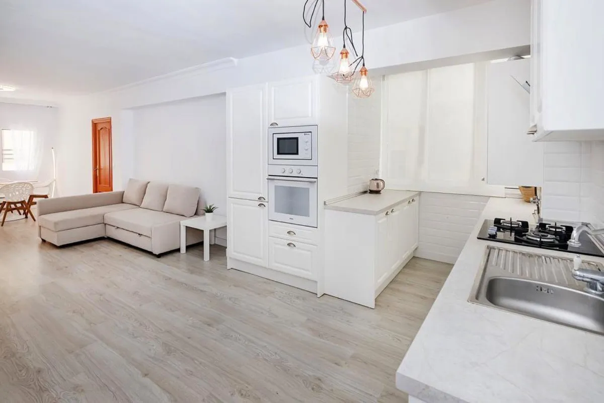 6360a70e-52e0-4e50-966b-3edcf52f8c82