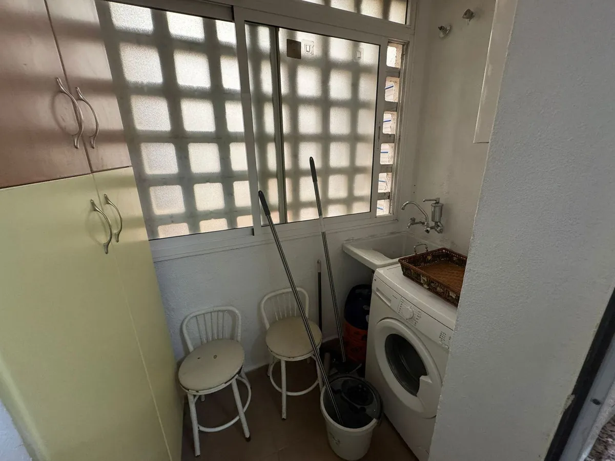 0b7a32ae-08f8-4469-a451-820038b108bd