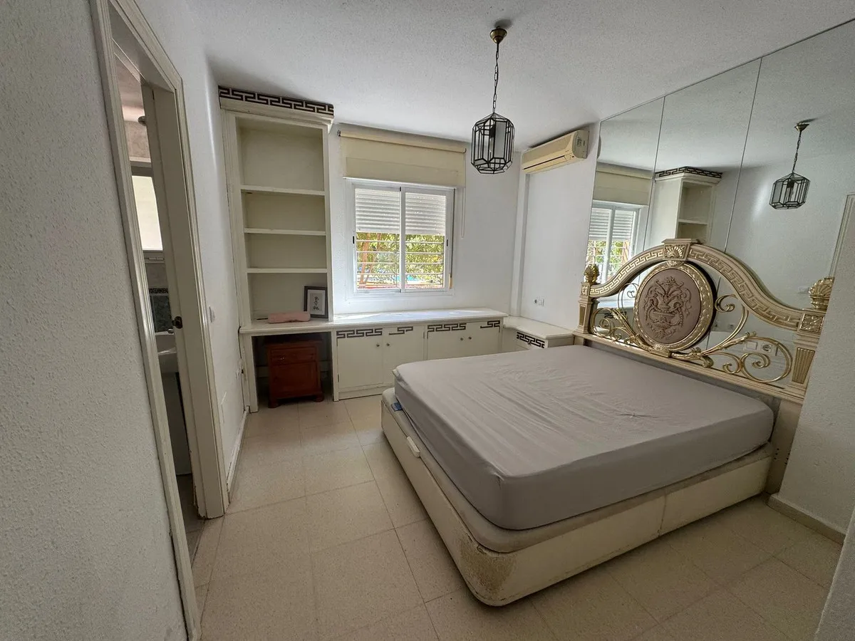 dd341eb1-610d-4581-bd4d-524e31fbd827