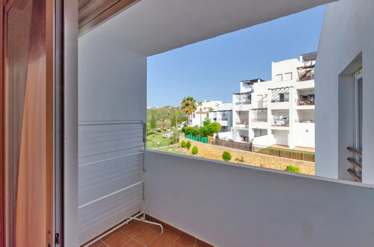 54570369-25b2-4c78-b276-542fd44bd9ce