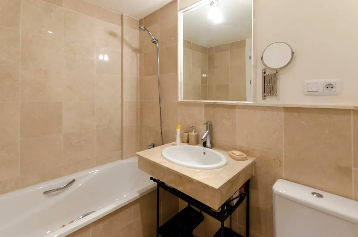 a046dfde-6e37-4093-999b-988526ae946c