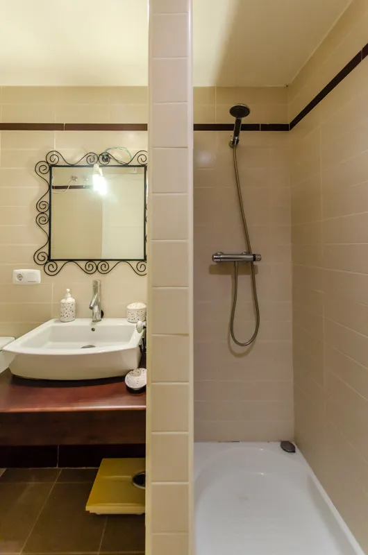 e989b5df-ae22-44e9-8879-cf5683913702