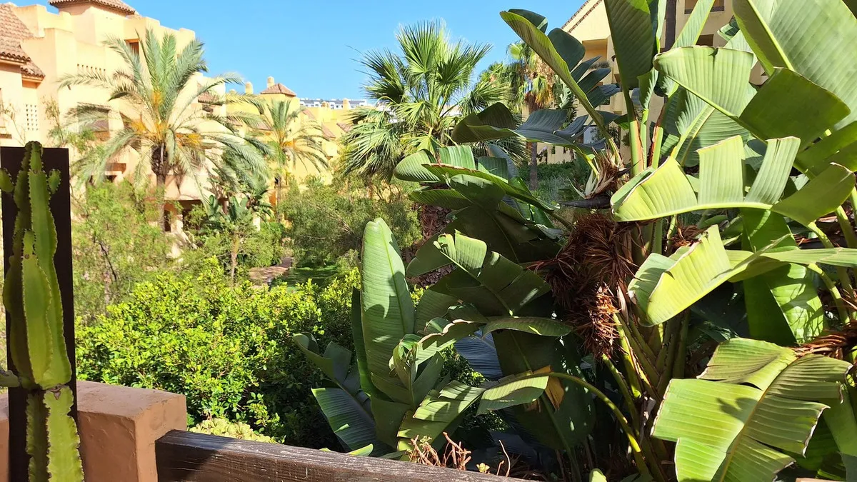 56eb7cd6-0790-4f2e-b240-cbcf67365031