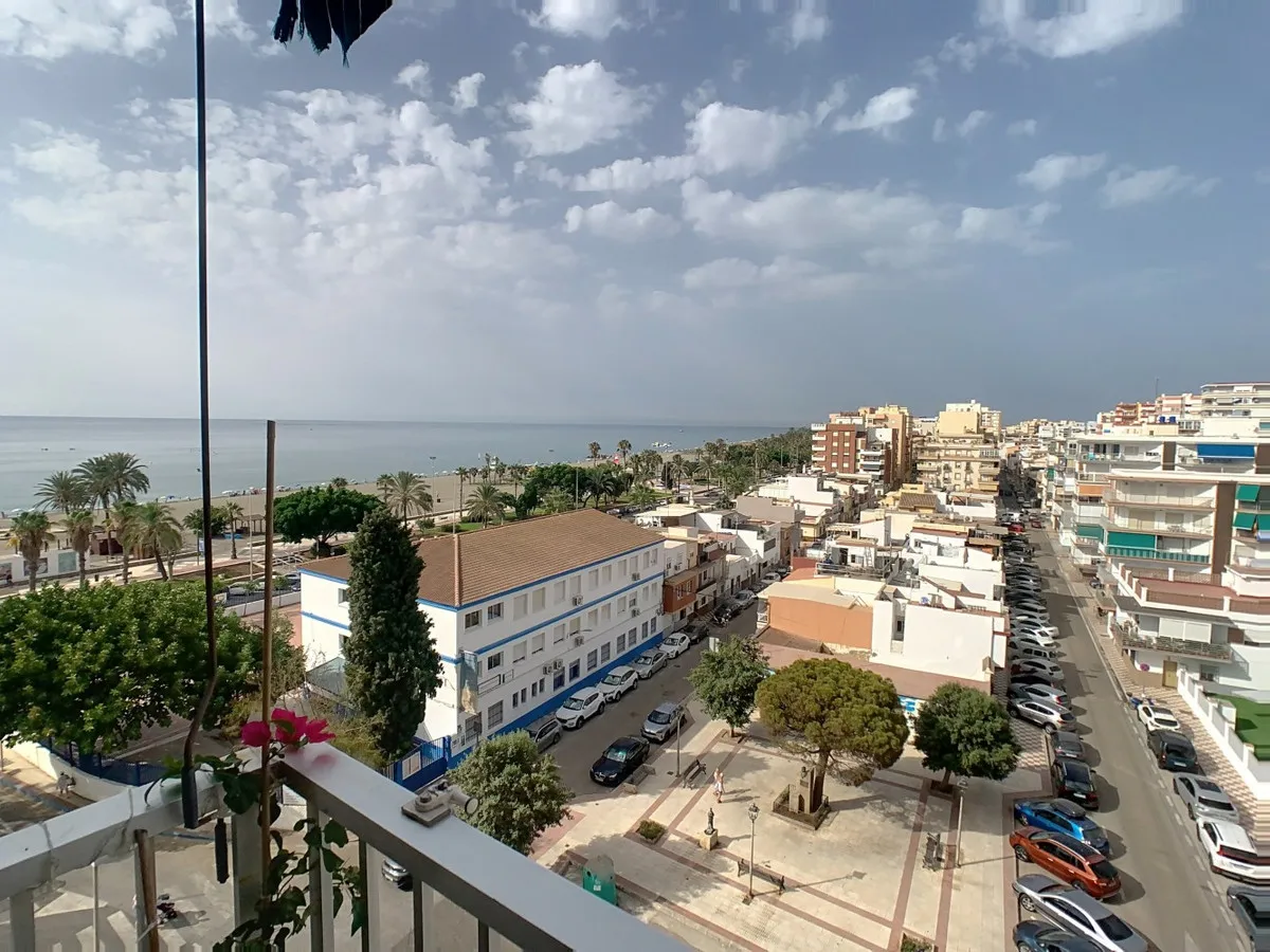 5e1edf56-c973-4a51-a8c3-eb156cc8bd7a