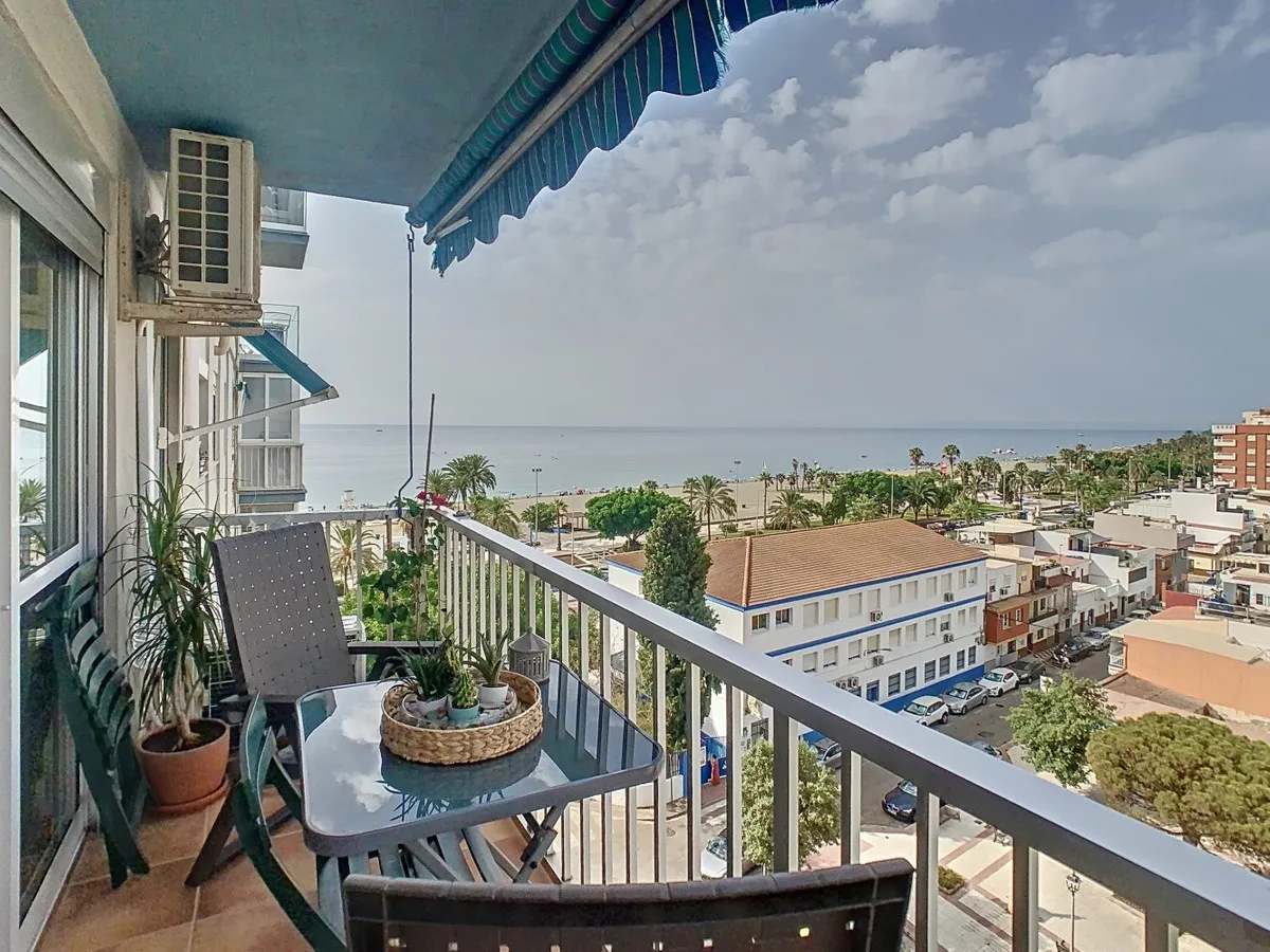 e35eb31b-3731-45f4-b6d1-84917b4ec342