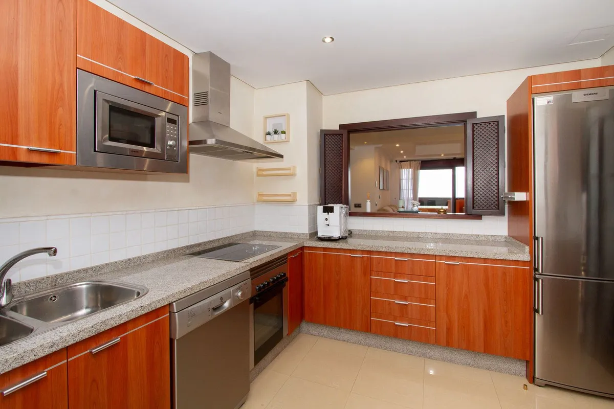 9f267120-2040-4d4b-9efa-bba334ec67cd