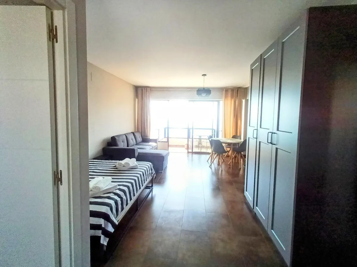 16880e73-3db9-47d5-8b2e-5db125c0f3dd