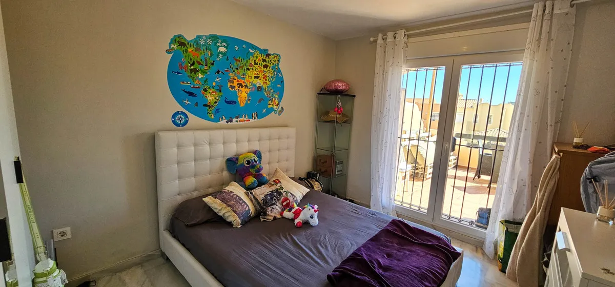 0856bad3-3df9-4fe9-8f15-aa582a1d2e3c