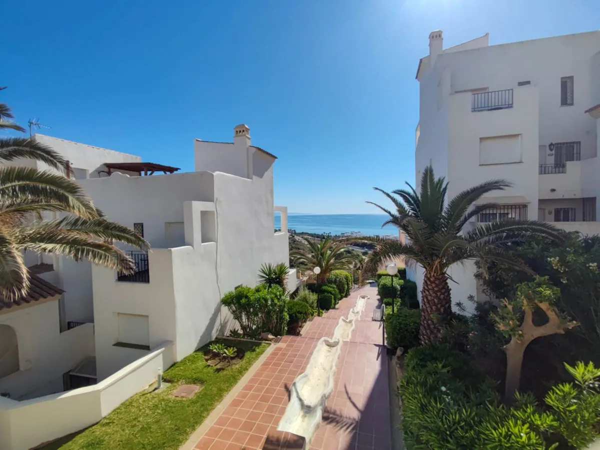 14169bdc-e8ce-4b48-95a8-a93da7cdd5b1