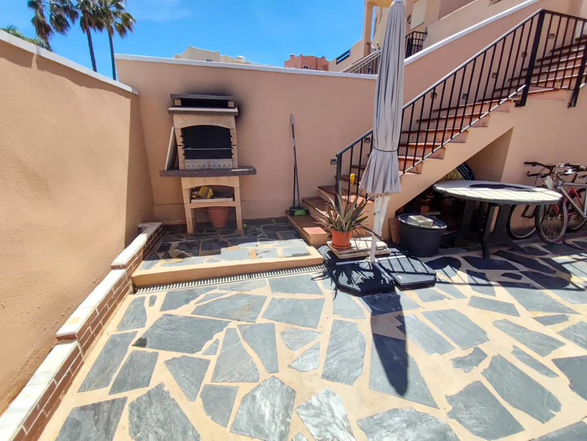 b837971a-cc19-462d-b7d3-76dc39a64837