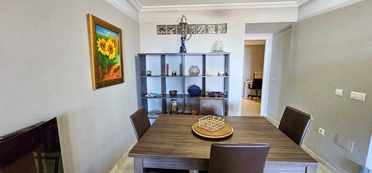 c131333e-d9d4-4292-8517-0c132a48d8a4