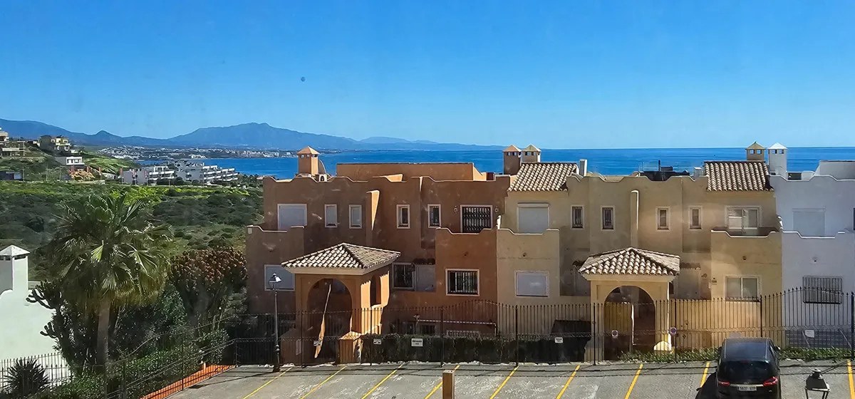 e5ea47fa-1ccb-4384-bbbf-c8701954dbfc