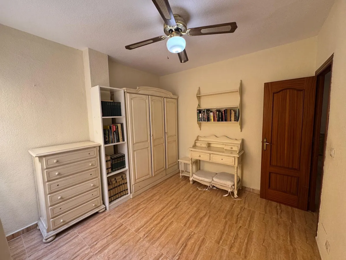 0c1afdd9-577f-49cd-b846-830667bcc7fc