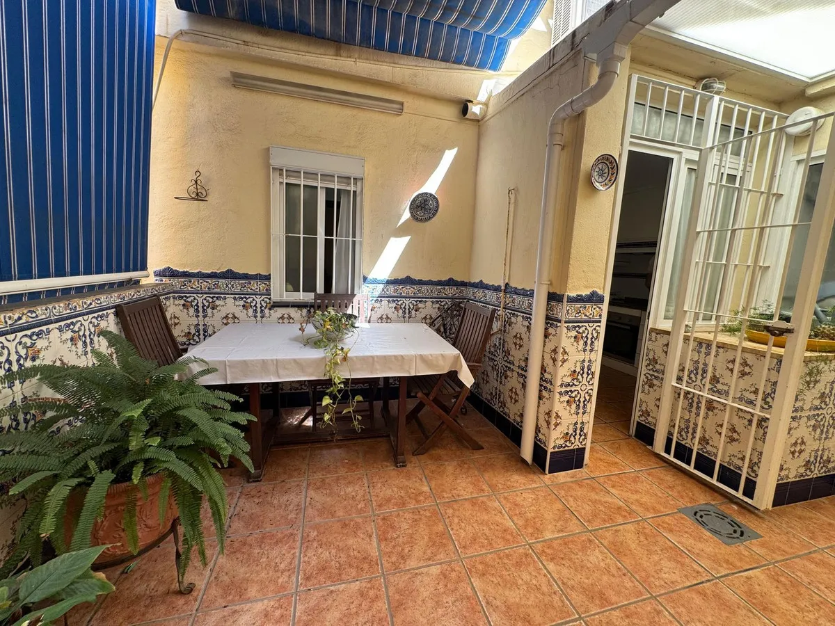 646cbde8-05d3-4c52-aab1-2840dfa13a9d