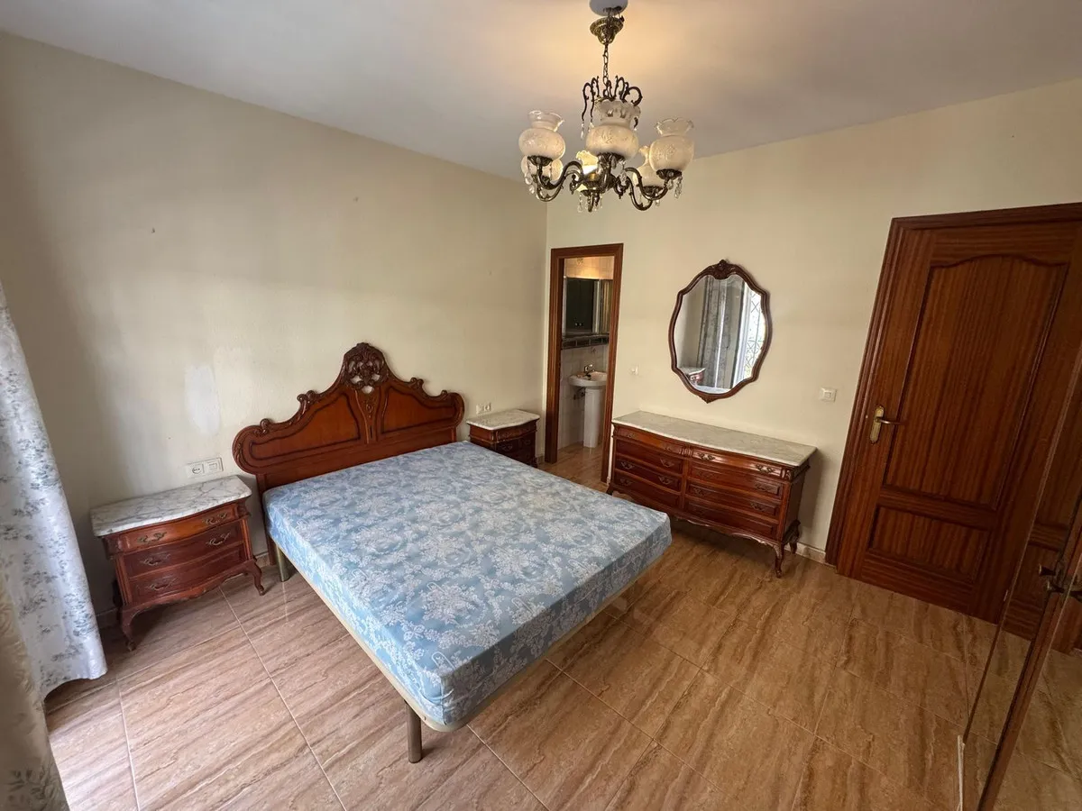 9aae83ad-98e3-4d73-8454-b8c913f5c8d6