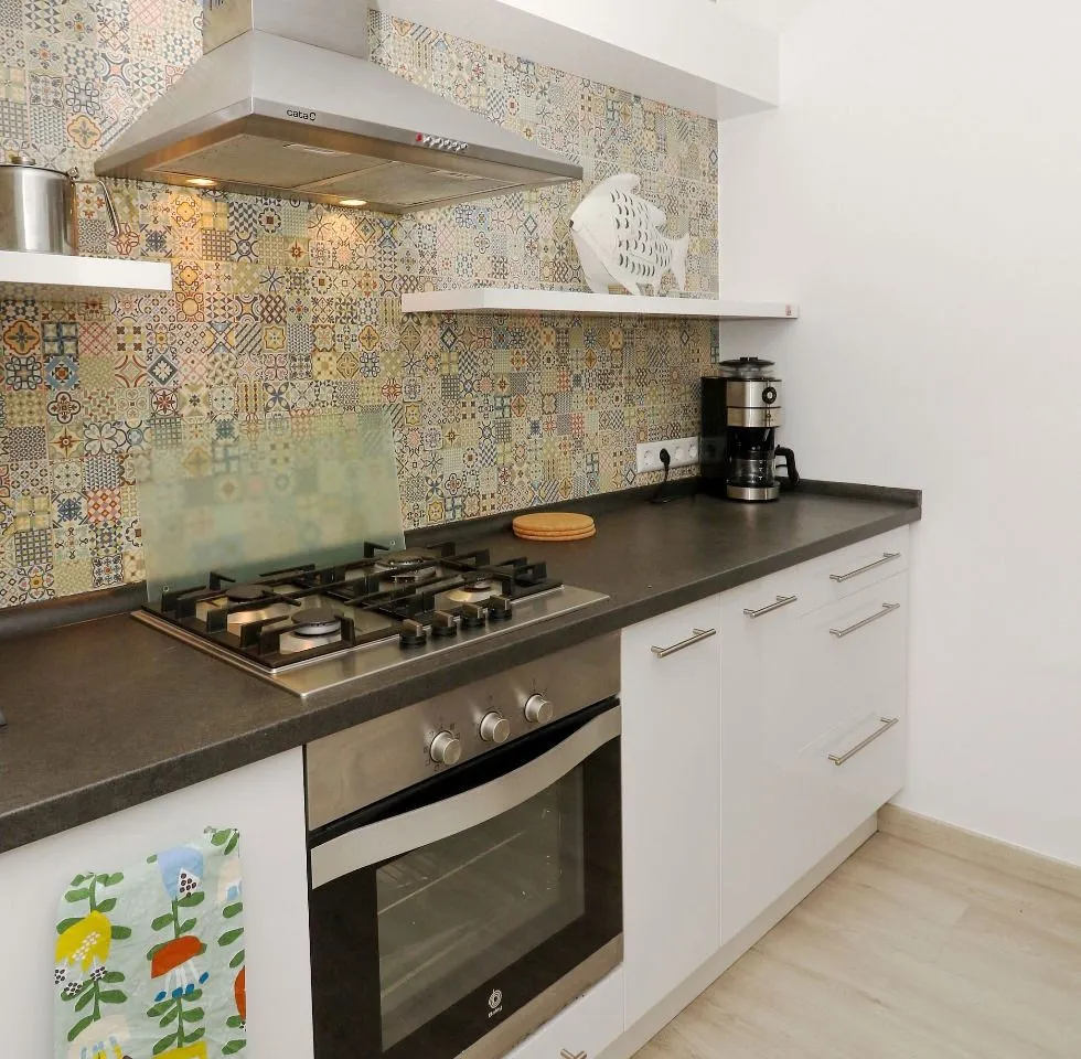 2f70b444-eb33-43c3-a7e2-158494e2d435