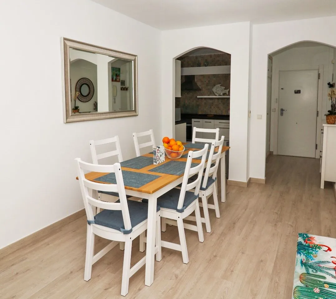 fb6d5b5a-9d6f-4f50-a31a-314ff7a06598