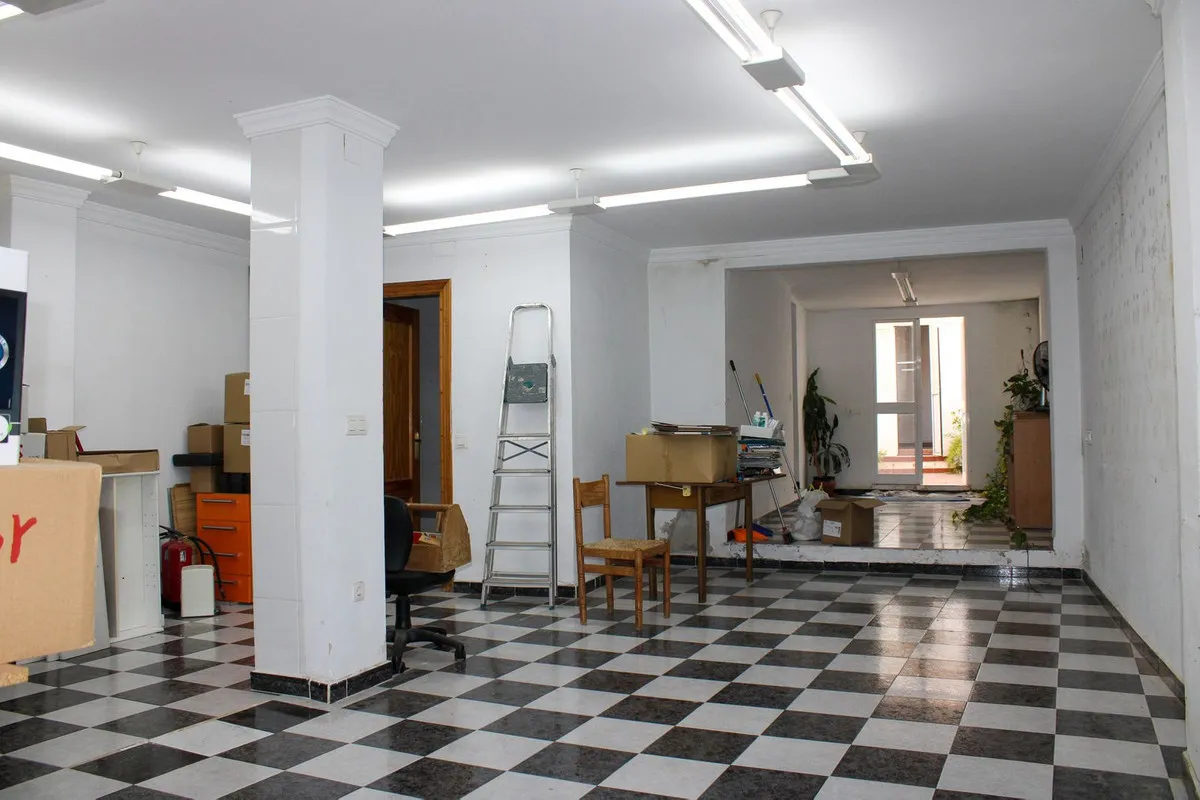 65e28b89-375f-4f4f-a3fd-8a5a6474d1e2