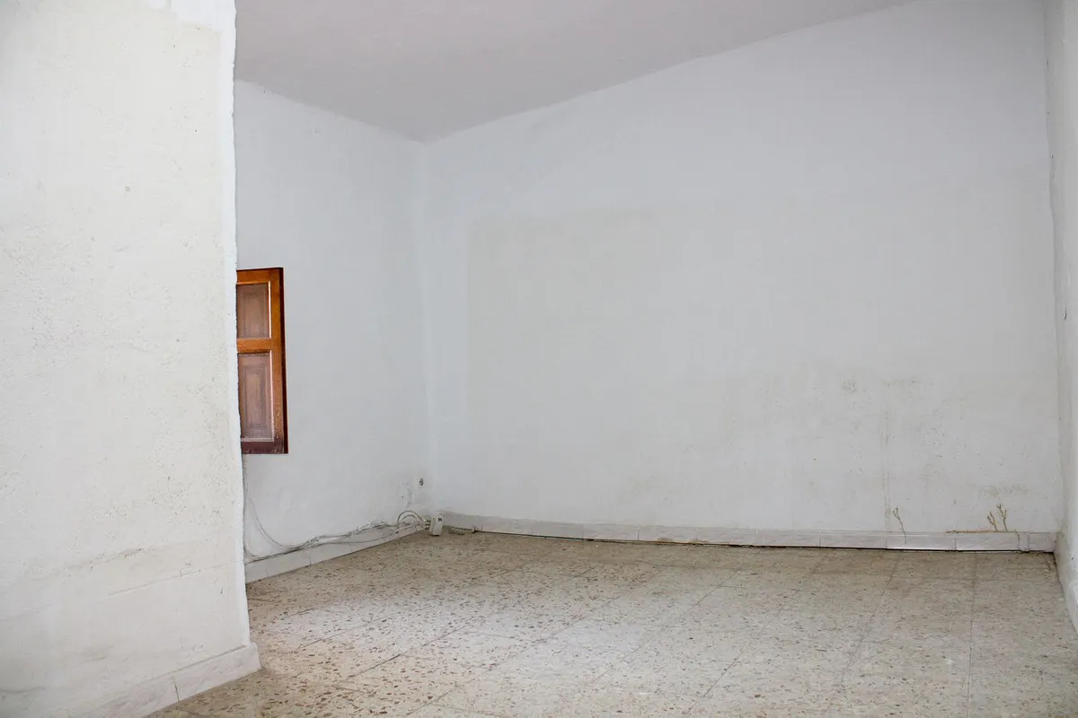 f8a5dfb2-2a62-4428-b957-341758ad2fe1