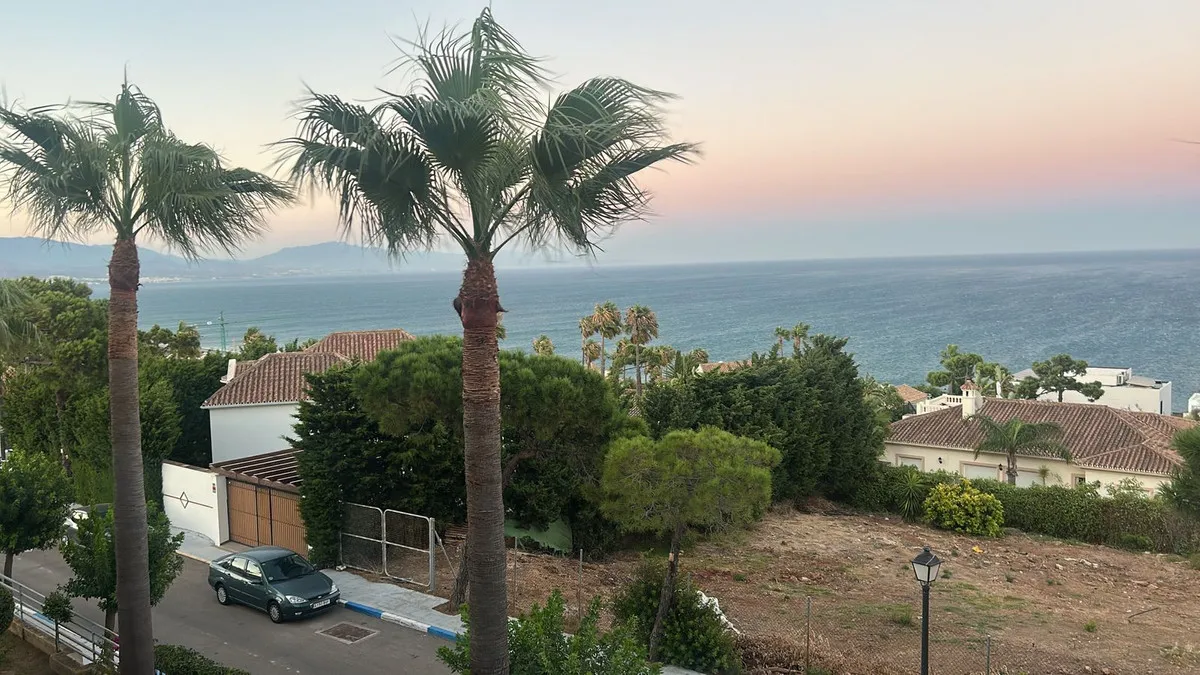 f69a87d5-720b-4006-939f-edfb6e87f9f9